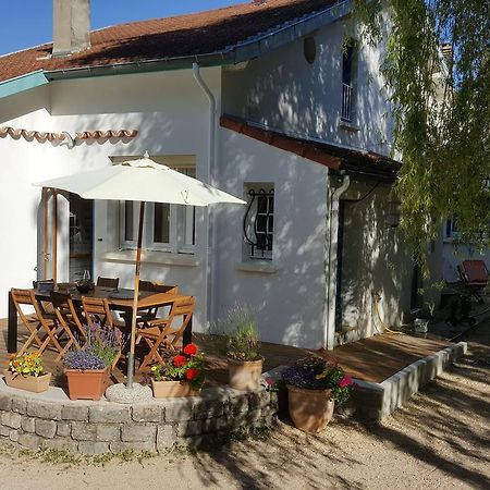Le Saule Reveur Bed & Breakfast Die Exterior photo